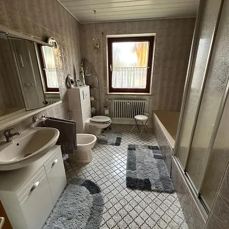 Ziegelhuettenblick -auch Fuer Monteure Geeignet Апартаменты Марктредвиц